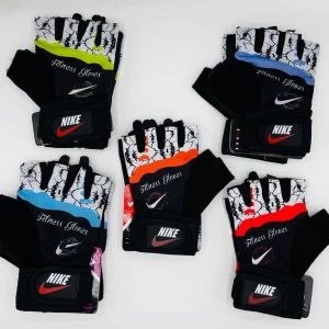 دستکش بدنسازی زنانه نیمه انگشتی نایکی Nike با رویه پارچه‌ای (سبک و تنفس‌پذیر)