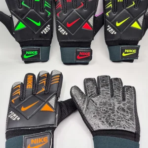 دستکش دروازه‌بانی پسرانه نایکی (Nike Power Grip) | کف چرم ضد لغزش دانه‌دار با پارچه تنفسی و مچ‌بند چسبی